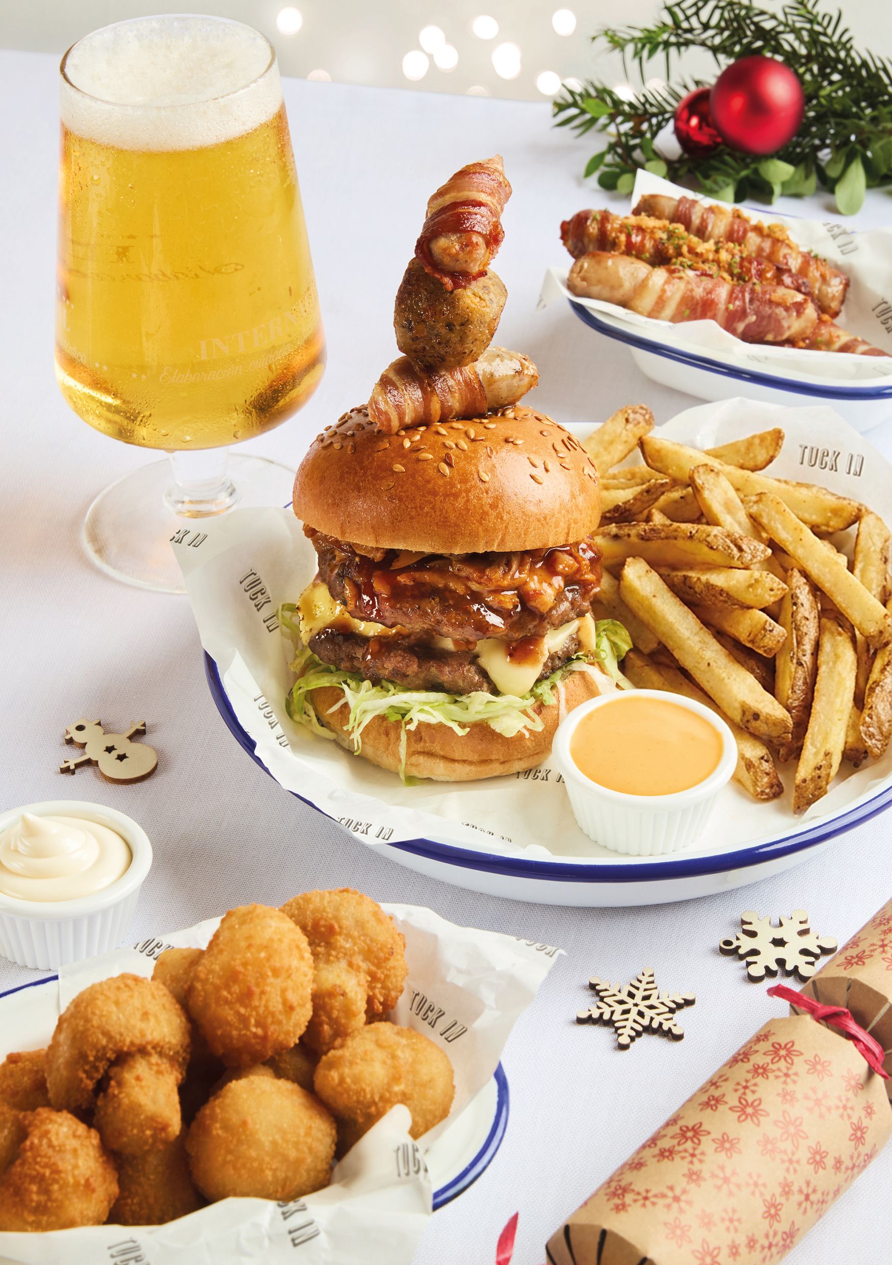 Festive Lunch & Dinner at The Elephant & Castle in West Moors